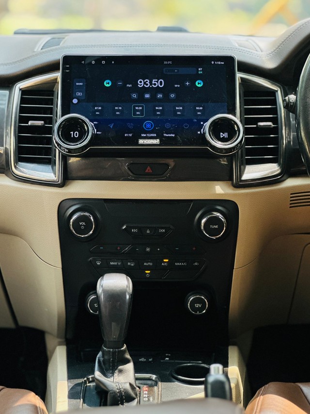 Second-hand 2018 Ford Endeavour 2.2 Titanium AT 4X2 for sale in Pune-10