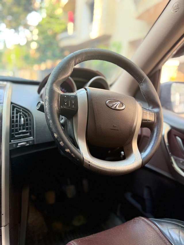 Second-hand 2012 Mahindra XUV500 W8 FWD for sale in Pune-5