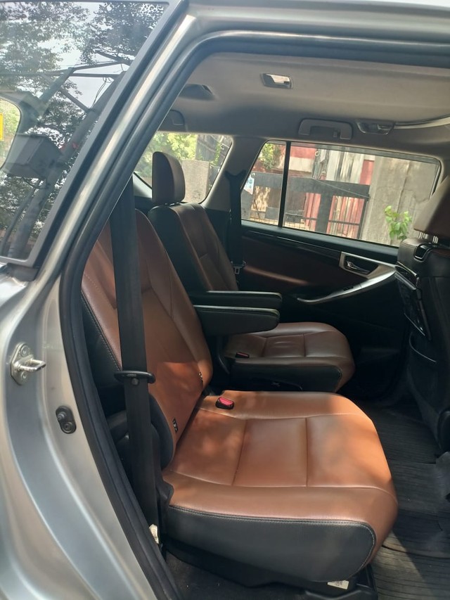 Second-hand 2019 Toyota Innova Crysta 2.7 ZX AT BSIV for sale in New Delhi-11
