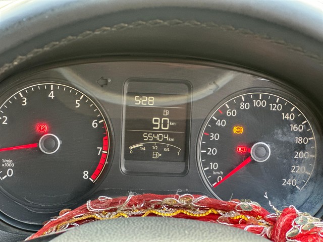 Second-hand 2016 Volkswagen Ameo 1.2 MPI Highline for sale in Ghaziabad-8