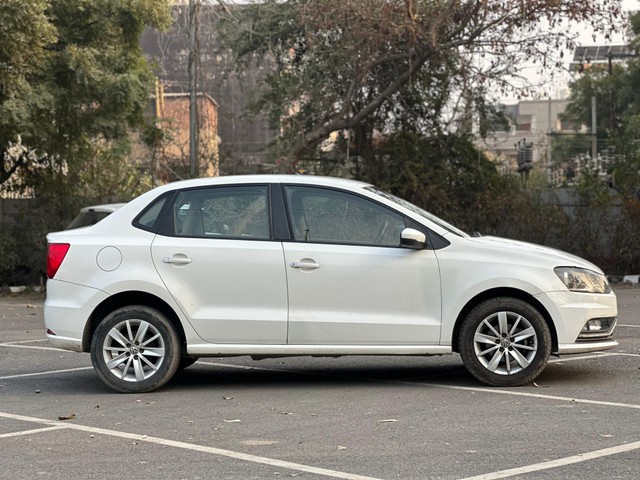 Second-hand 2016 Volkswagen Ameo 1.2 MPI Highline for sale in Ghaziabad-1