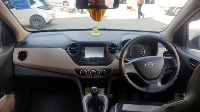 Hyundai Grand i10 Magna Second-hand 2017 Hyundai Grand i10 Magna for sale in Ghaziabad-8
