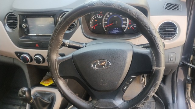 Hyundai Grand i10 Magna Second-hand 2017 Hyundai Grand i10 Magna for sale in Ghaziabad-11