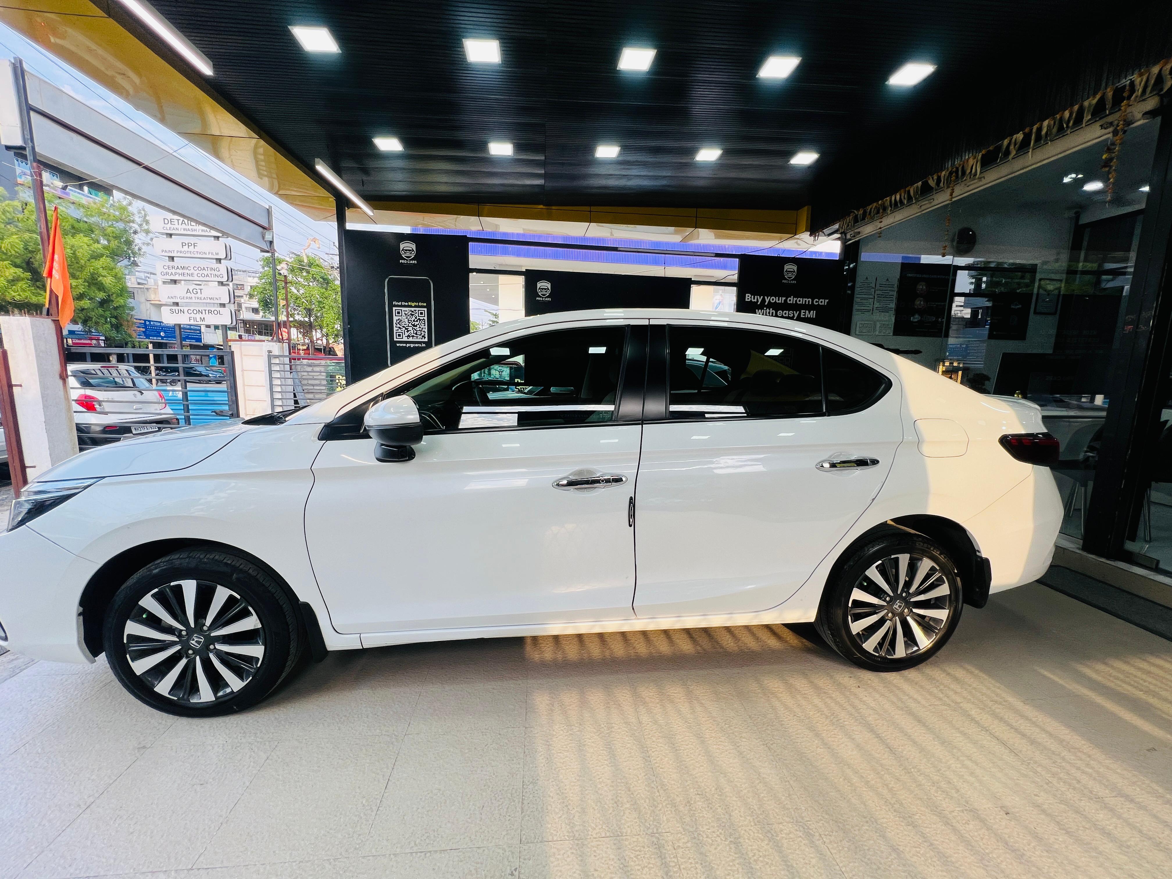 Buy Used Honda City ZX CVT of 2024 model @ 13,95,000 INR in Nagpur