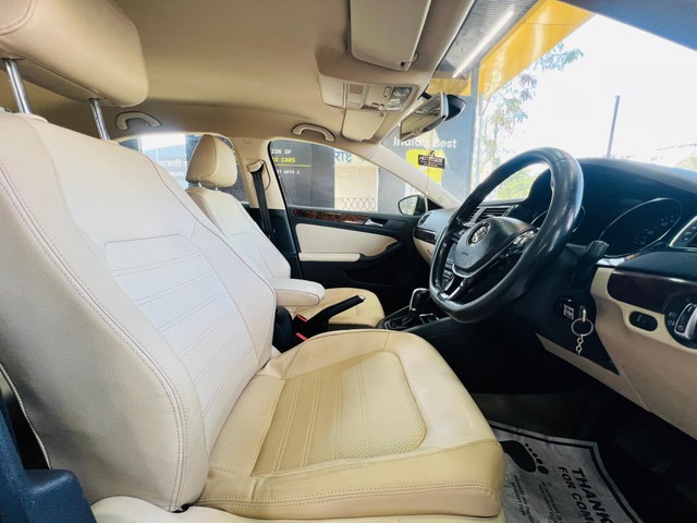 Second-hand 2015 Volkswagen Jetta 2.0L TDI Highline AT for sale in Nagpur-10