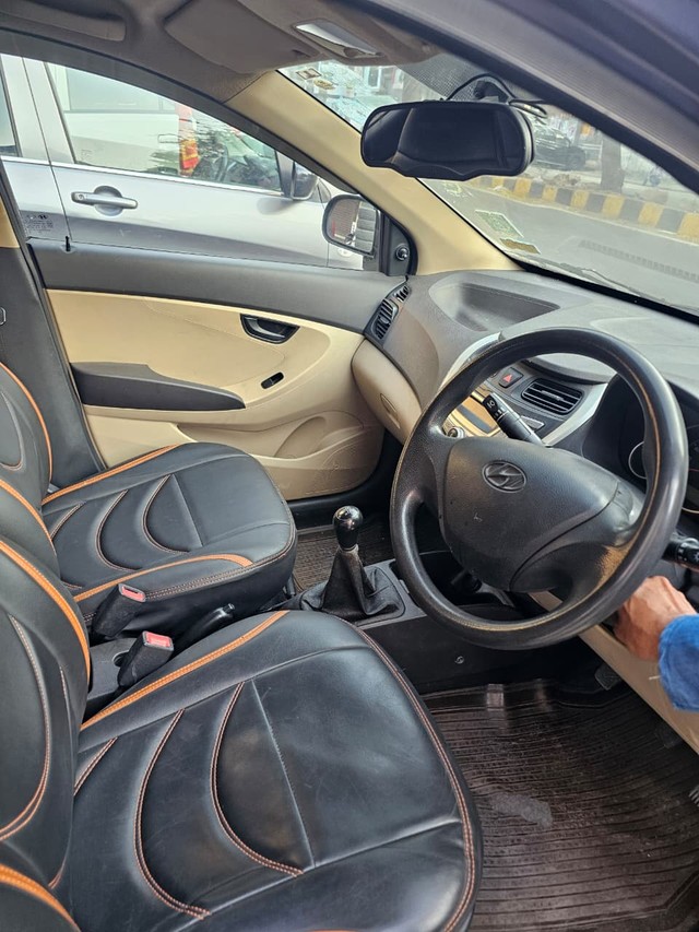 Second-hand 2015 Hyundai EON Magna Plus for sale in New Delhi-3