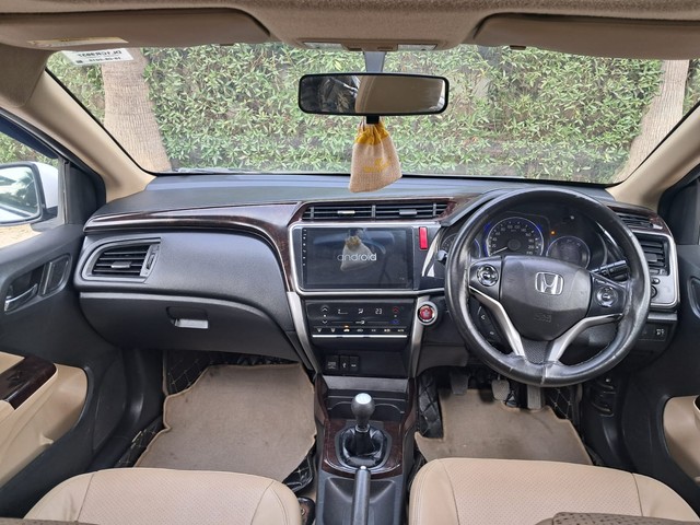 Second-hand 2016 Honda City i VTEC VX for sale in New Delhi-6