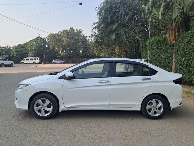 Second-hand 2016 Honda City i VTEC VX for sale in New Delhi-4
