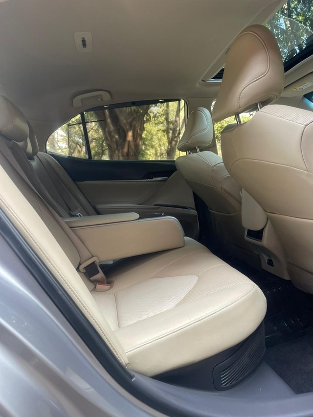 Toyota Camry 2.5 Hybrid Second-hand 2024 Toyota Camry 2.5 Hybrid for sale in New Delhi-14