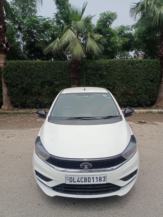 Tata Tiago XTA AMT CNG Second-hand 2024 Tata Tiago XTA AMT CNG for sale in New Delhi