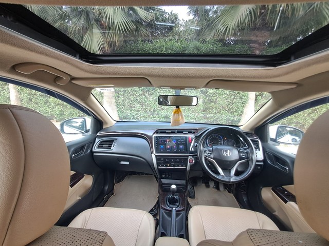 Second-hand 2016 Honda City i VTEC VX for sale in New Delhi-9