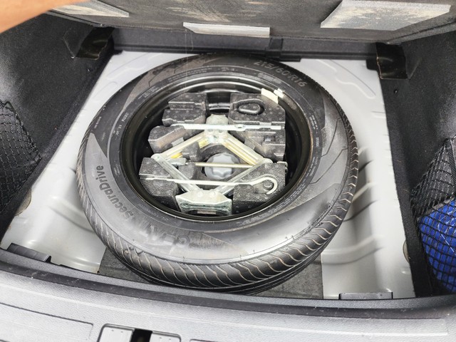 Second-hand 2023 MG Astor Smart MT for sale in Faridabad-12