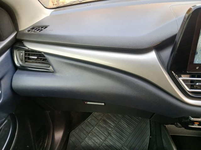 Second-hand 2022 Maruti Suzuki Baleno Alpha CVT for sale in Kolkata-9