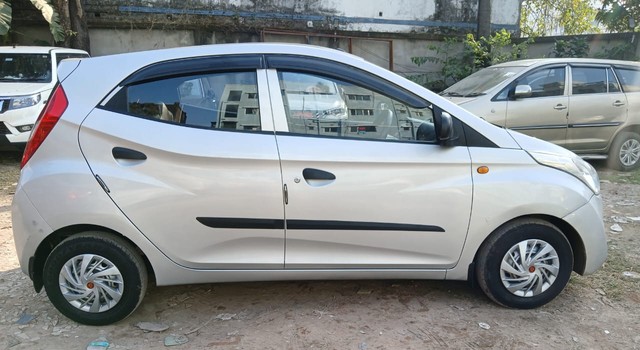 Second-hand 2012 Hyundai EON Era Plus for sale in Kolkata-1