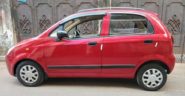 Second-hand 2011 Chevrolet Spark 1.0 LT for sale in Kolkata-22