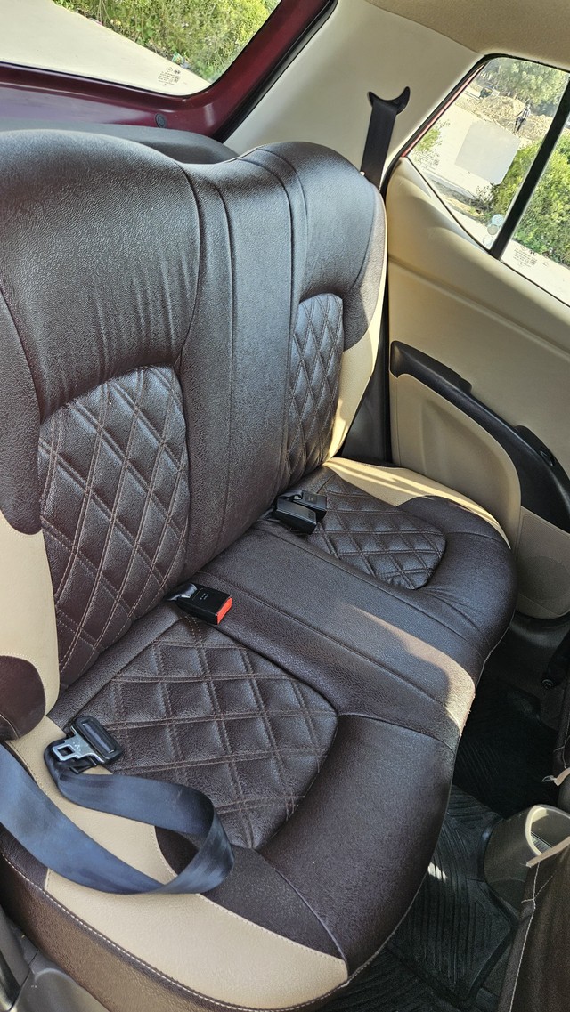 Second-hand 2015 Hyundai i10 Sportz 1.1L for sale in Faridabad-14