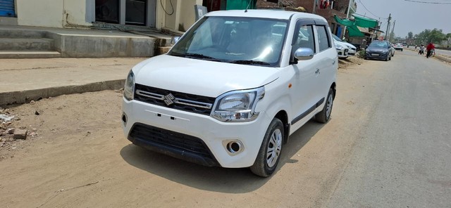 Second-hand 2021 Maruti Wagon R CNG LXI for sale in Varanasi-4