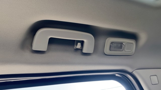 Second-hand 2022 Tata Harrier XTA Plus AT BSVI for sale in New Delhi-28