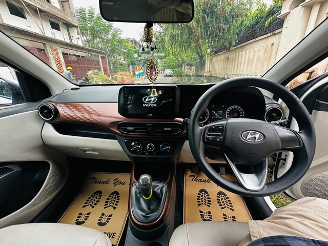 Second-hand 2021 Hyundai Aura S CNG for sale in Lucknow-6