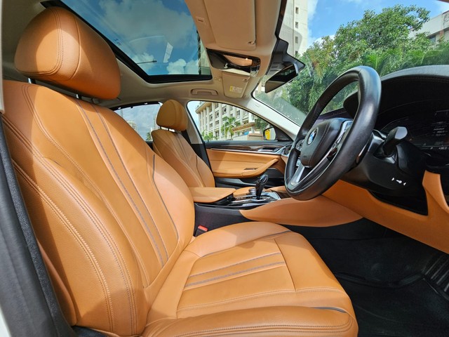 Second-hand 2022 BMW 5 Series 520d Luxury Line for sale in Mumbai-23