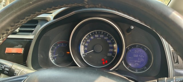 Second-hand 2018 Honda WR-V i-DTEC VX for sale in Fatehpur-5