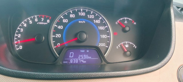 Second-hand 2016 Hyundai Grand i10 Asta for sale in Hyderabad-7