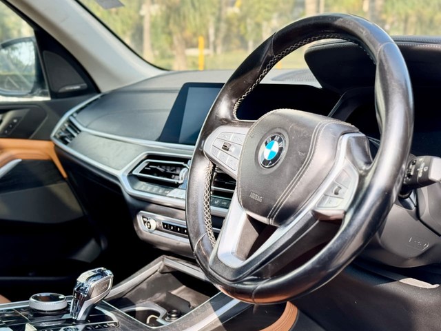 Second-hand 2021 BMW X7 xDrive30d DPE Signature for sale in New Delhi-20
