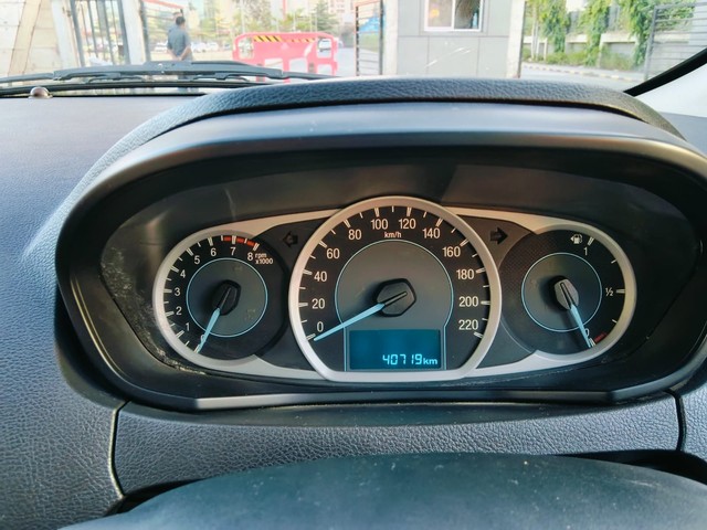 Second-hand 2017 Ford Aspire 1.2 Ti-VCT Ambiente for sale in Thane-13