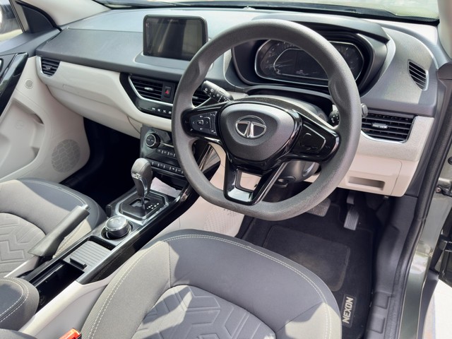 Second-hand 2023 Tata Nexon XZA Plus AMT for sale in New Delhi-14