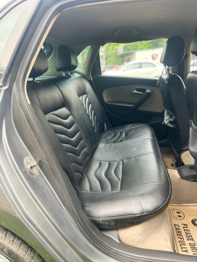 Second-hand 2012 Volkswagen Polo IPL II 1.2 Diesel Highline for sale in Lucknow-8