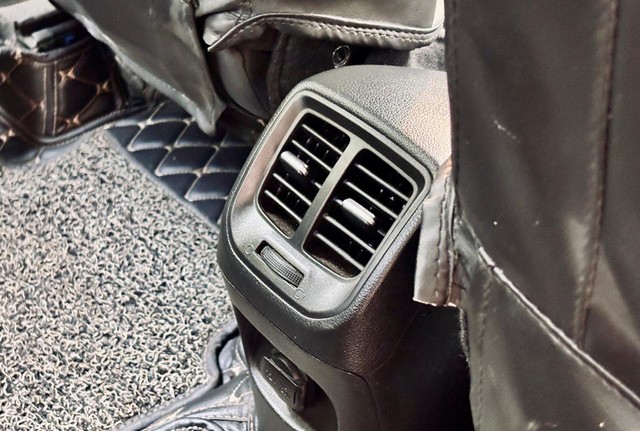 Second-hand 2022 Hyundai Grand i10 Nios Corp Edition for sale in Kolkata-17