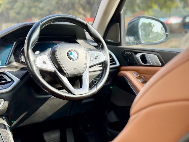 Second-hand 2021 BMW X7 xDrive30d DPE Signature for sale in New Delhi-8