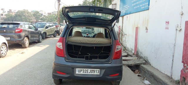 Second-hand 2012 Hyundai i10 Magna for sale in Noida-7