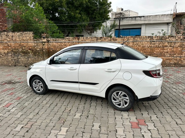 Second-hand 2020 Hyundai Aura S CNG for sale in Sonipat-12