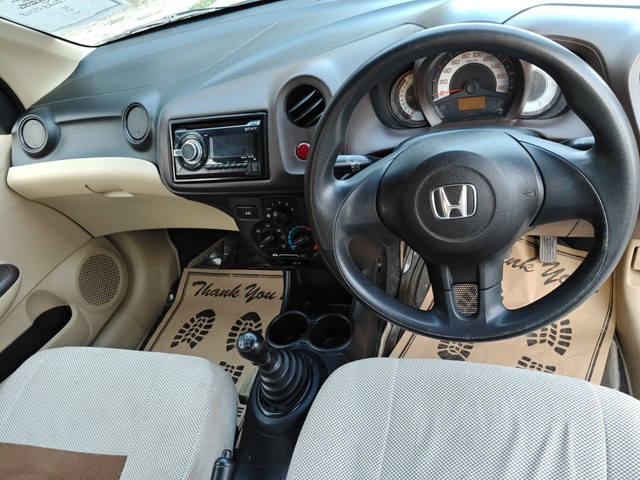 Second-hand 2013 Honda Brio EX MT for sale in Noida-6