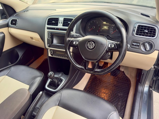 Second-hand 2016 Volkswagen Ameo 1.2 MPI Highline for sale in New Delhi-16