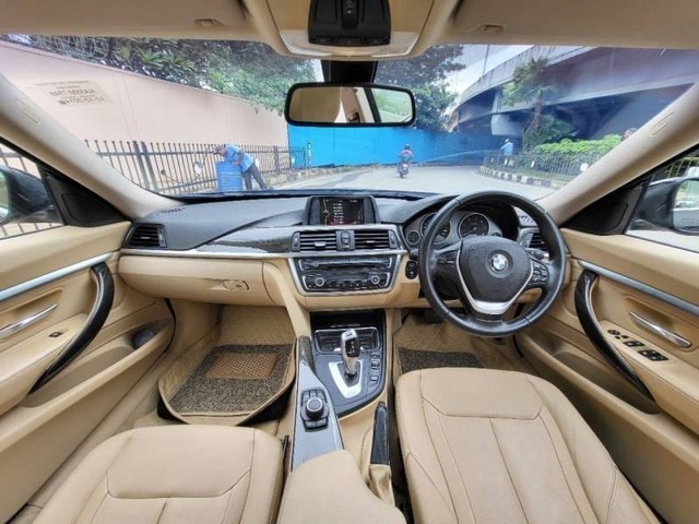 Second-hand 2014 BMW 3 Series GT 320d Luxury Line for sale in Bangalore-6