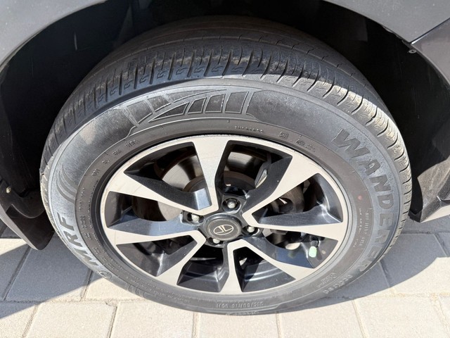 Second-hand 2021 Tata Nexon EV XZ Plus for sale in Thane-19