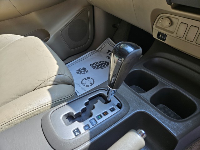 Second-hand 2013 Toyota Fortuner 4x2 AT TRD Sportivo for sale in Mumbai-13