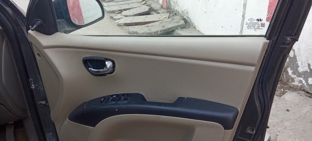 Second-hand 2012 Hyundai i10 Magna for sale in Noida-5