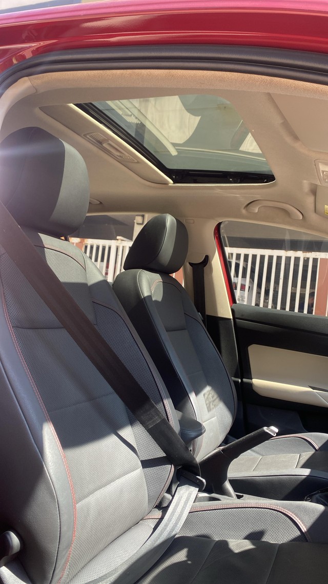 Second-hand 2023 Volkswagen Virtus GT Plus DSG for sale in Bangalore-16