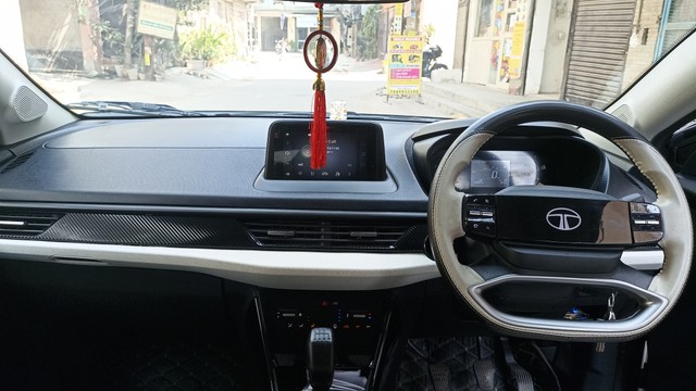 Second-hand 2024 Tata Curvv Creative S Diesel for sale in Sahibabad-23