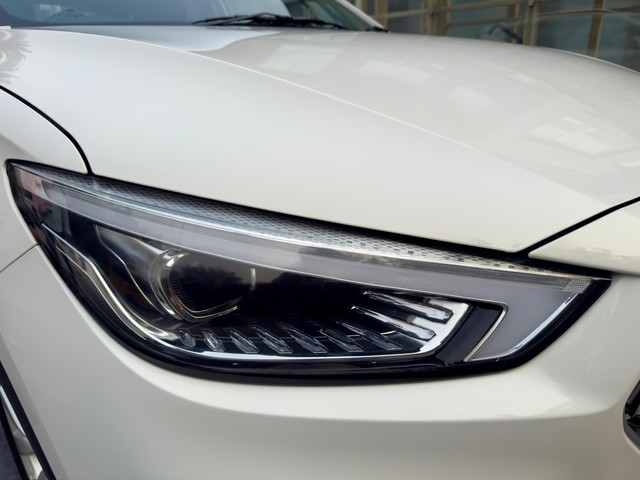 Second-hand 2023 MG Astor Super MT for sale in New Delhi-14