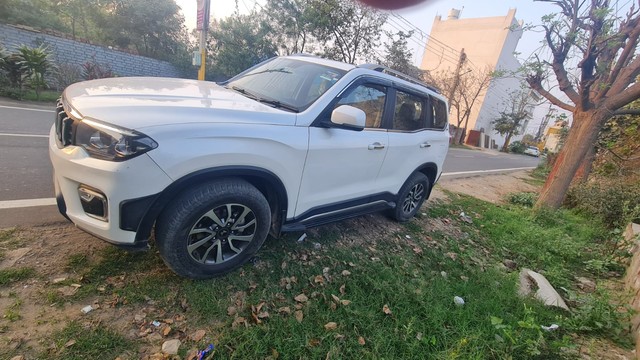 Second-hand 2023 Mahindra Scorpio N Z8L Diesel 2023-2025 for sale in Ludhiana-8