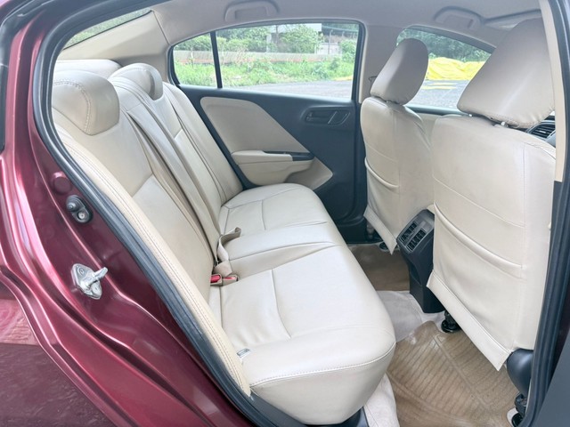 Second-hand 2015 Honda City i VTEC SV for sale in Thane-10