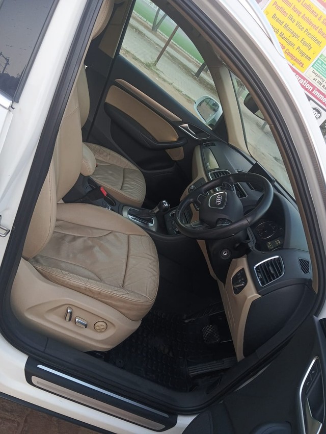 Second-hand 2016 Audi Q3 35 TDI Quattro Premium Plus for sale in Ludhiana-11