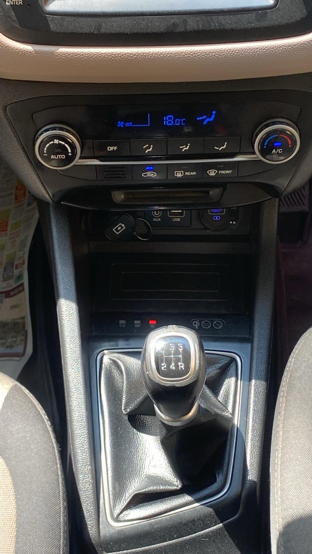 Second-hand 2019 Hyundai i20 Petrol Asta Option for sale in Bangalore-15