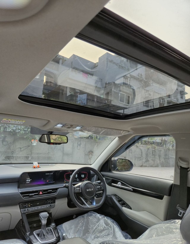 Second-hand 2023 Kia Seltos HTX IVT for sale in New Delhi-12