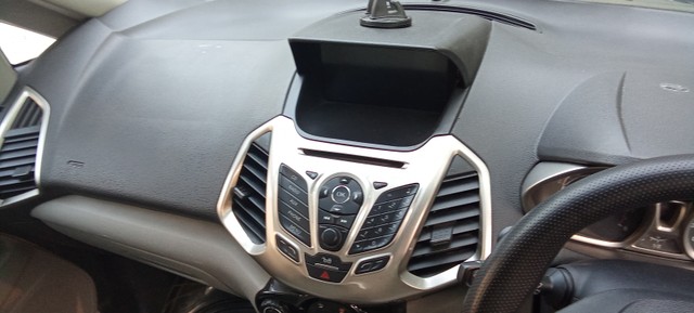 Ford Ecosport 1.5 Petrol Titanium BSIV Second-hand 2017 Ford Ecosport 1.5 Petrol Titanium BSIV for sale in Noida-8