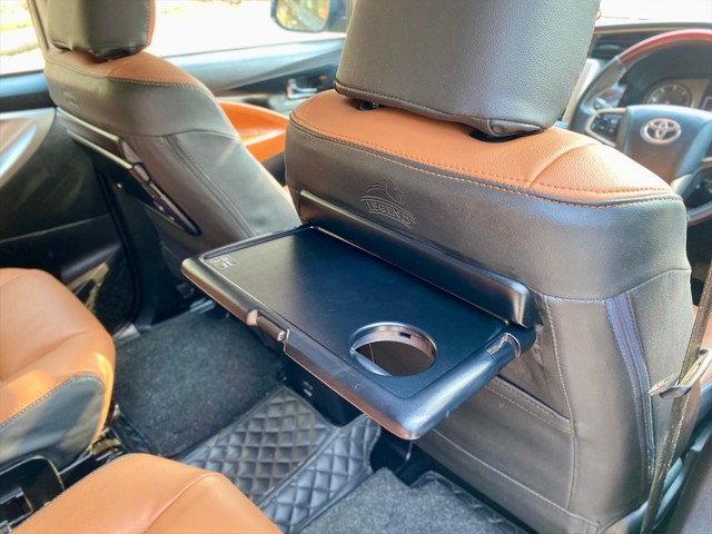 Second-hand 2019 Toyota Innova Crysta 2.4 GX MT BSIV for sale in New Delhi-18